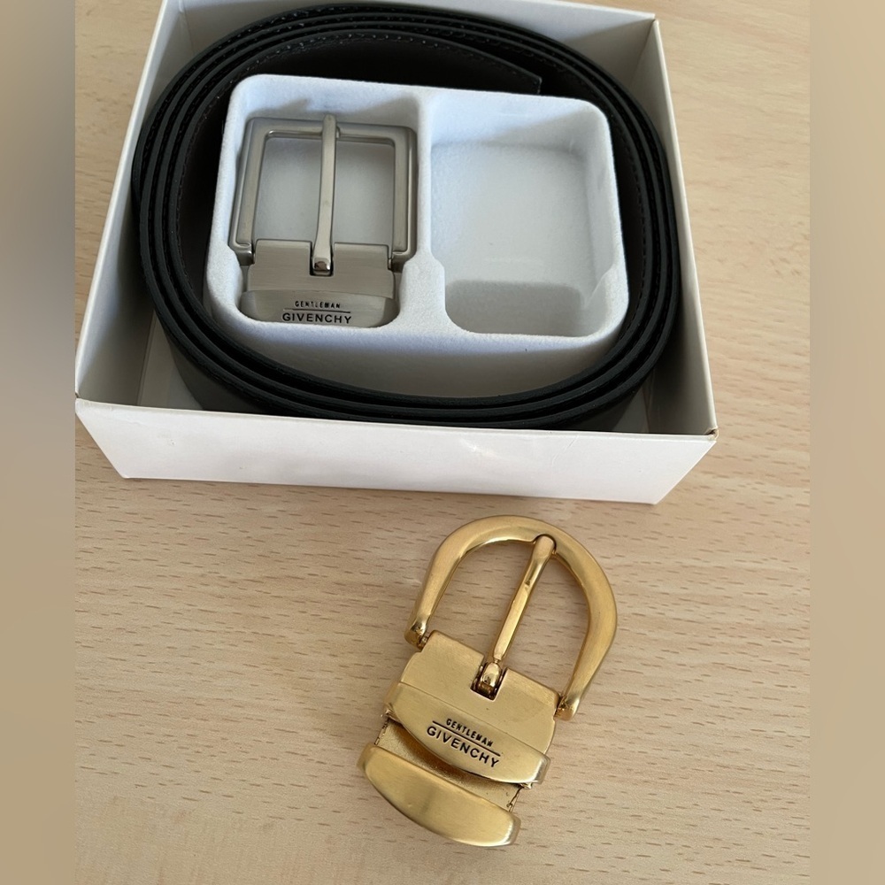 Givenchy Men’s Black Leather Belt Gift Set Two Buckles Gentleman Collection NIB - Picture 5 of 16